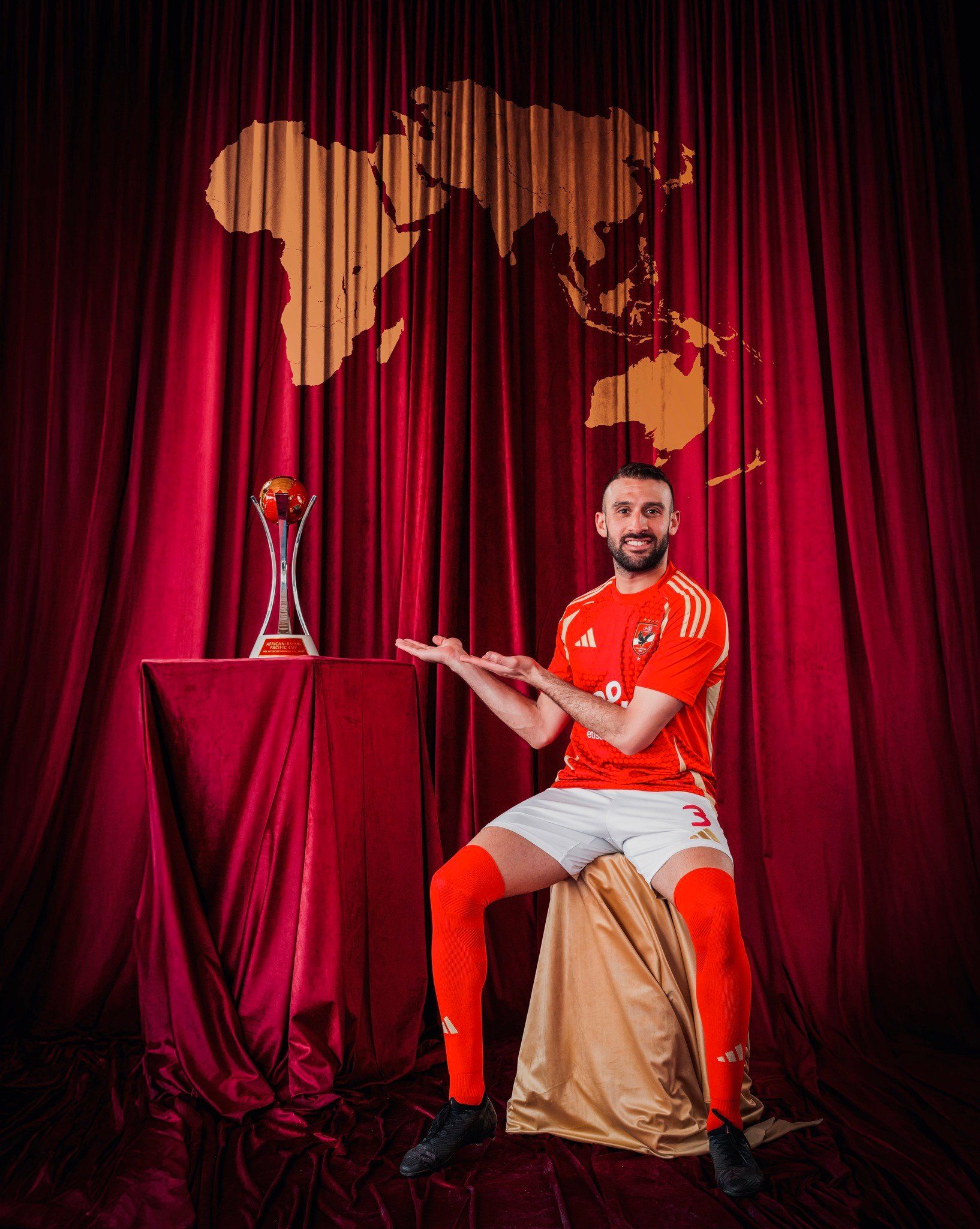 حساب الأهلى يحتفل بأبطال نصف العالم ويؤكد: مستعدون لاستكمال الرحلة فى كأس إنتركونتيننتال