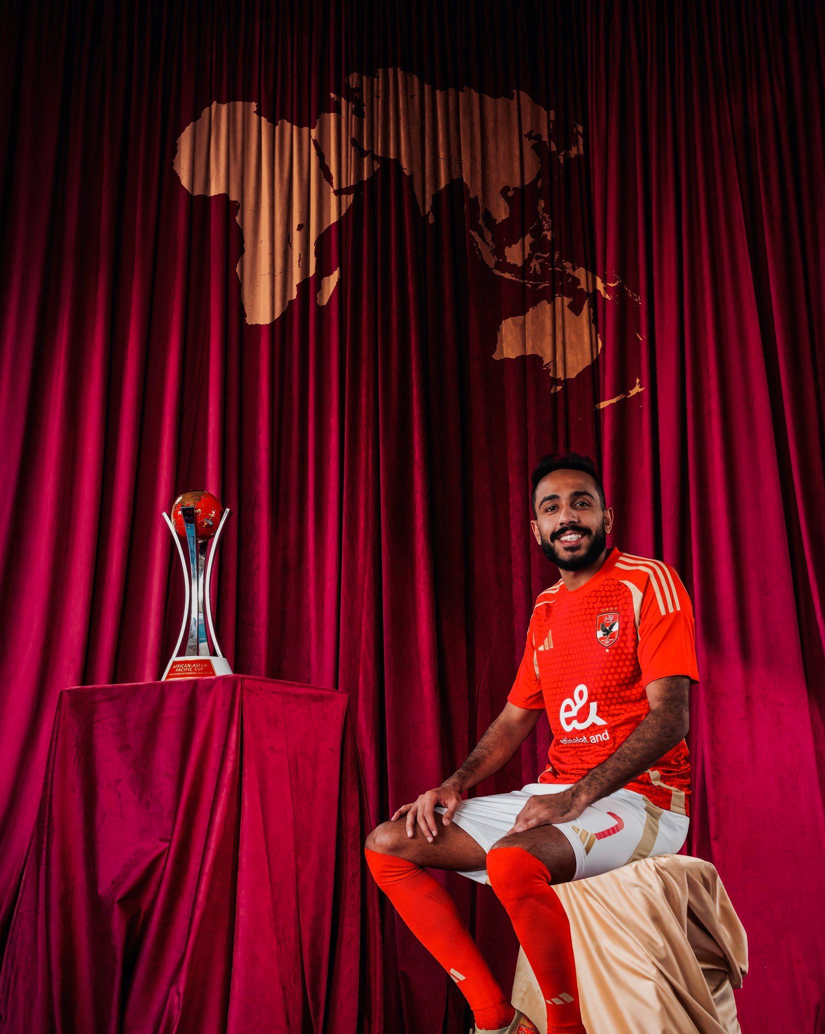 حساب الأهلى يحتفل بأبطال نصف العالم ويؤكد: مستعدون لاستكمال الرحلة فى كأس إنتركونتيننتال