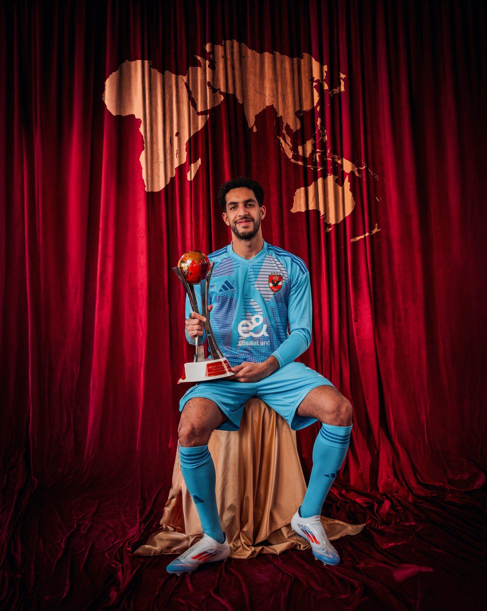 حساب الأهلى يحتفل بأبطال نصف العالم ويؤكد: مستعدون لاستكمال الرحلة فى كأس إنتركونتيننتال