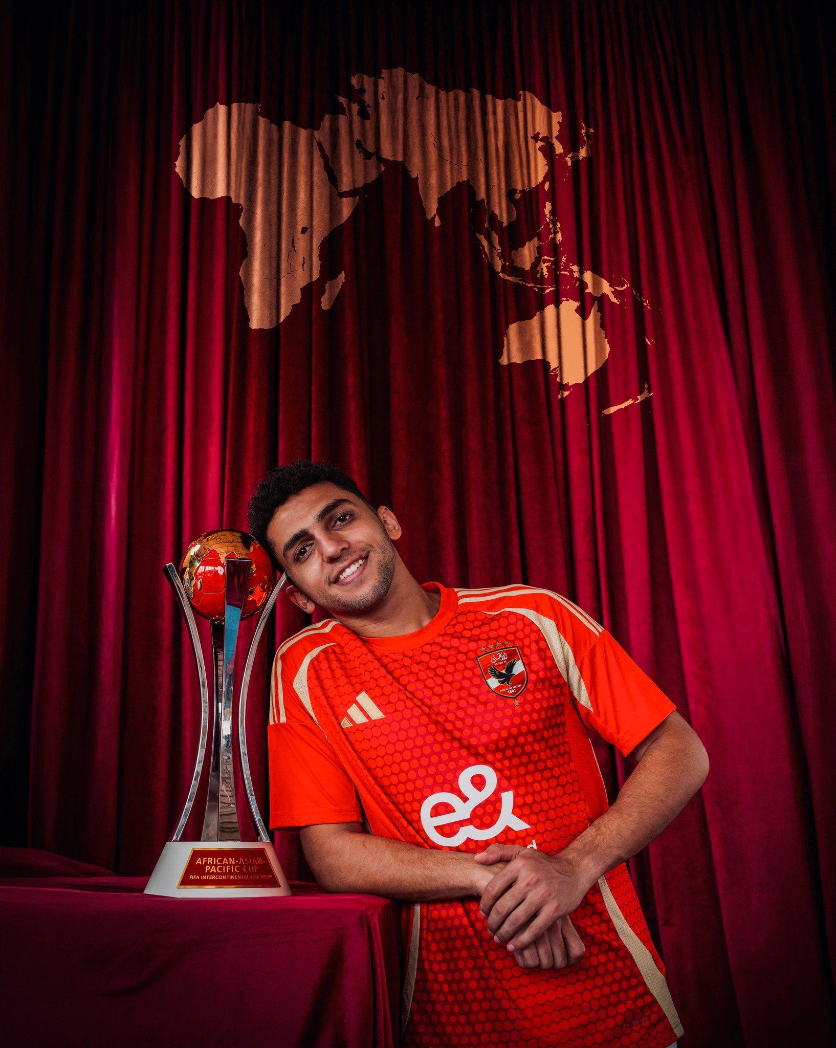 حساب الأهلى يحتفل بأبطال نصف العالم ويؤكد: مستعدون لاستكمال الرحلة فى كأس إنتركونتيننتال