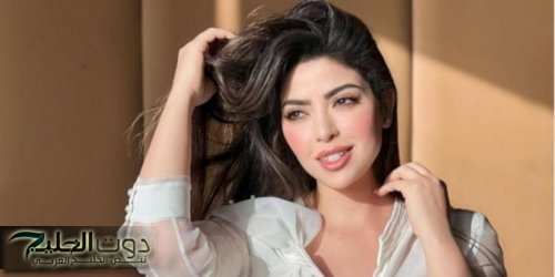 إطلالة ميرنا جميل تضج جمال و أنوثة بهذا الفستان الرائع