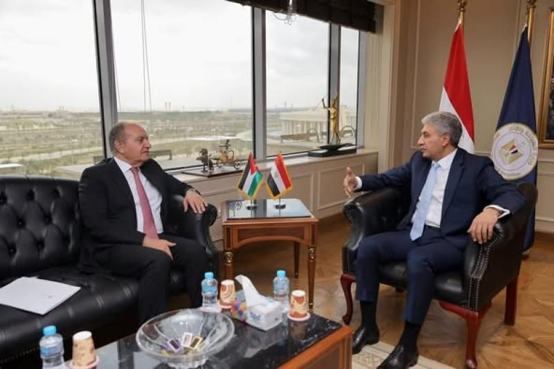 وزير السياحة والآثار يبحث مع سفير المملكة الأدرنية الهاشمية بالقاهرة تعزيز التعاون...