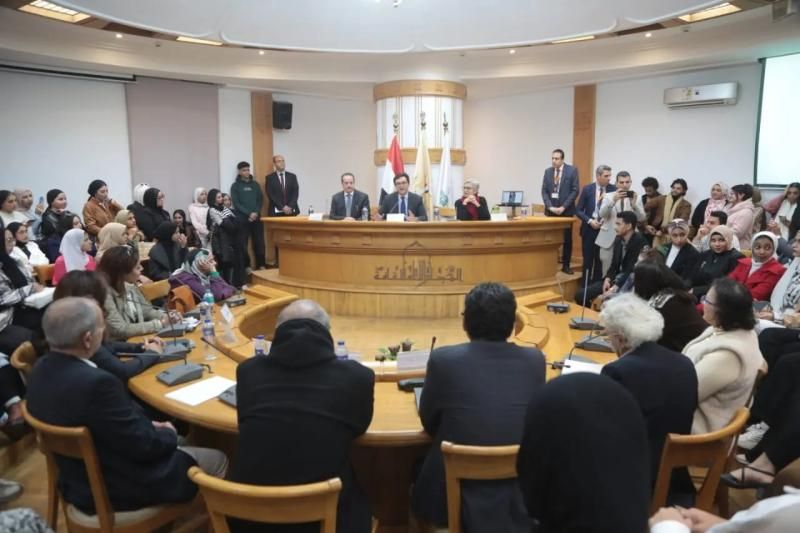 وزير الثقافة يشهد ندوة احتفاء المجلس الأعلى للثقافة بشادي عبد السلام ويستقبل...