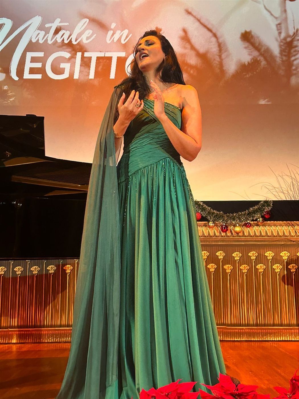 السوبرانو المصرية أميرة سليم تتألق في حفل الكريسماس بالأكاديمية المصرية للفنون بروما