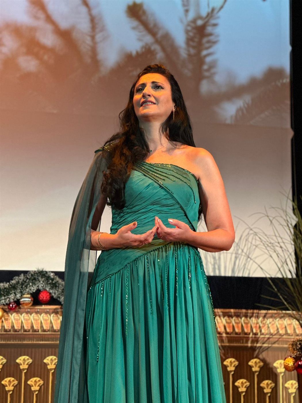 السوبرانو المصرية أميرة سليم تتألق في حفل الكريسماس بالأكاديمية المصرية للفنون بروما