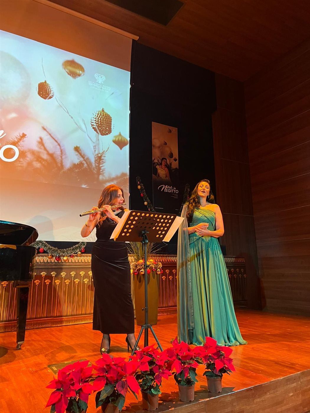 السوبرانو المصرية أميرة سليم تتألق في حفل الكريسماس بالأكاديمية المصرية للفنون بروما