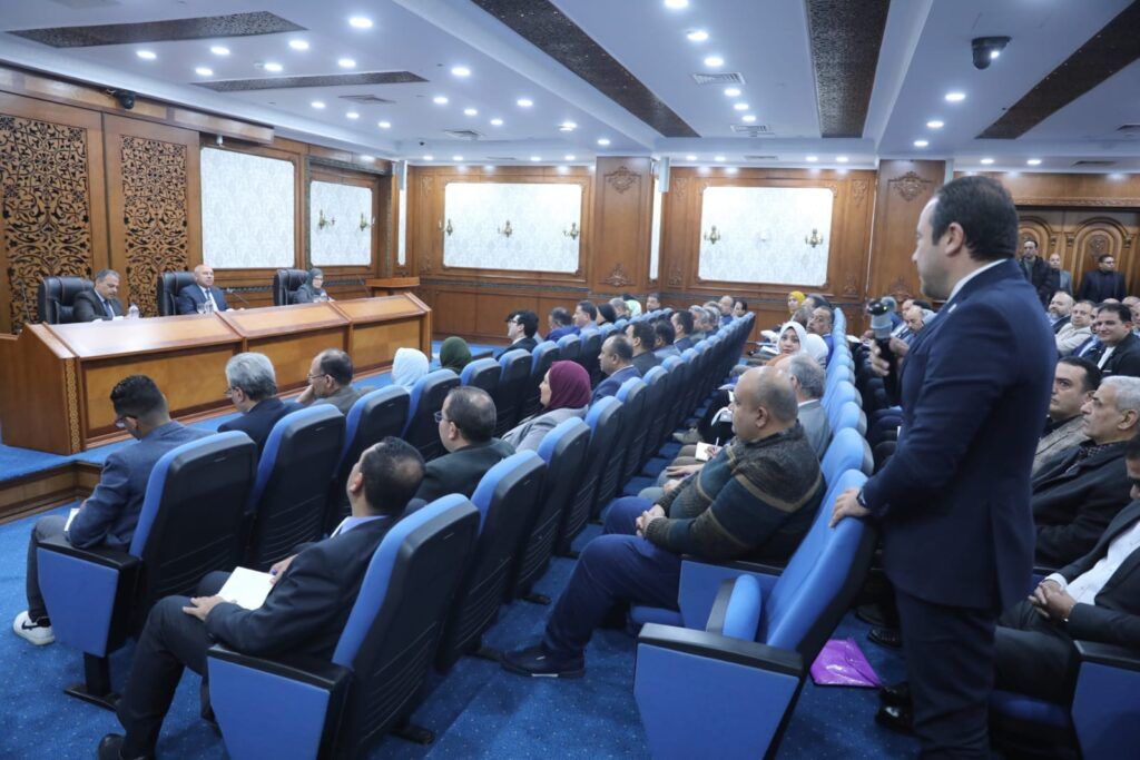 كامل الوزير: خطة حكومية لتطوير المناطق الصناعية الغير مخططة