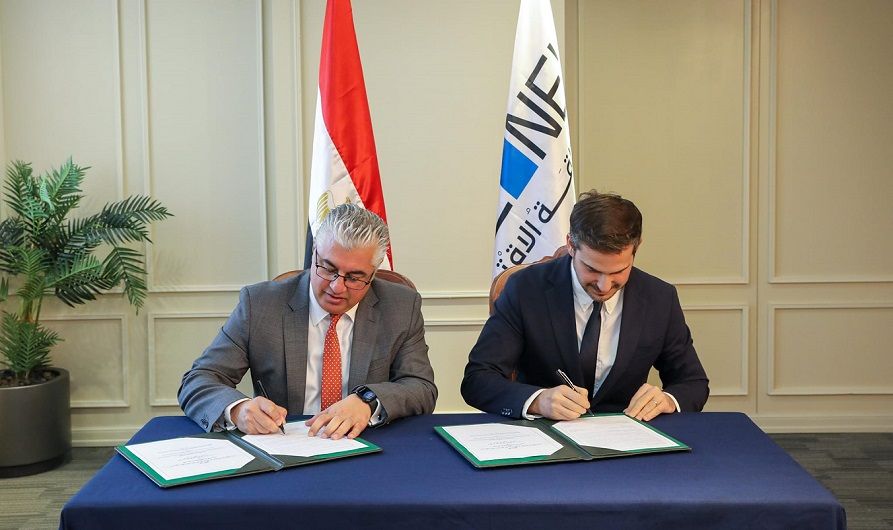 توقيع عقود مشروعين بالقنطرة غرب للصناعات الغذائية والمنسوجات…