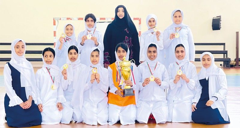 ختام دوري المدارس للفتيات لكرة القدم بتعليمية ظفار