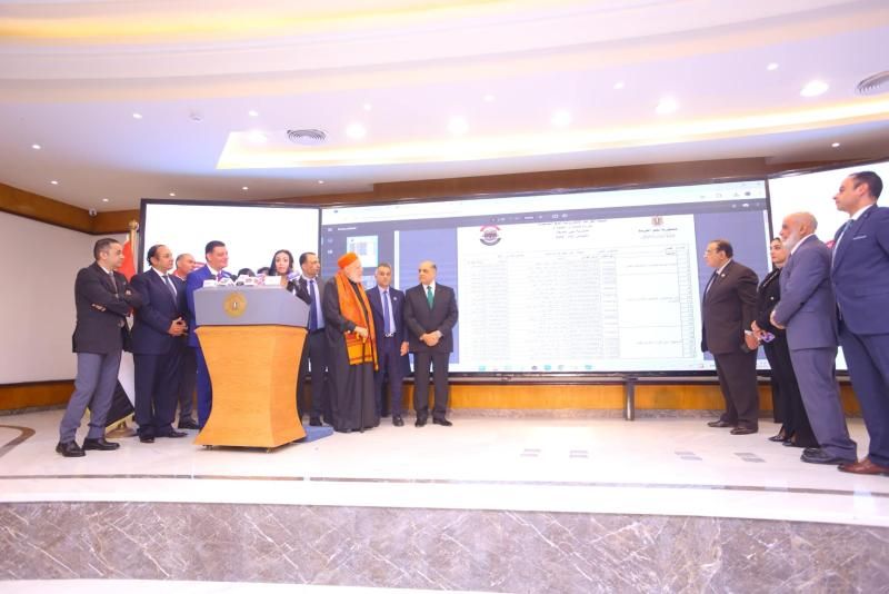 وزيرة التضامن تشهد إجراء القرعة الإلكترونية لاختيار 12 ألف حاج من المتقدمين...