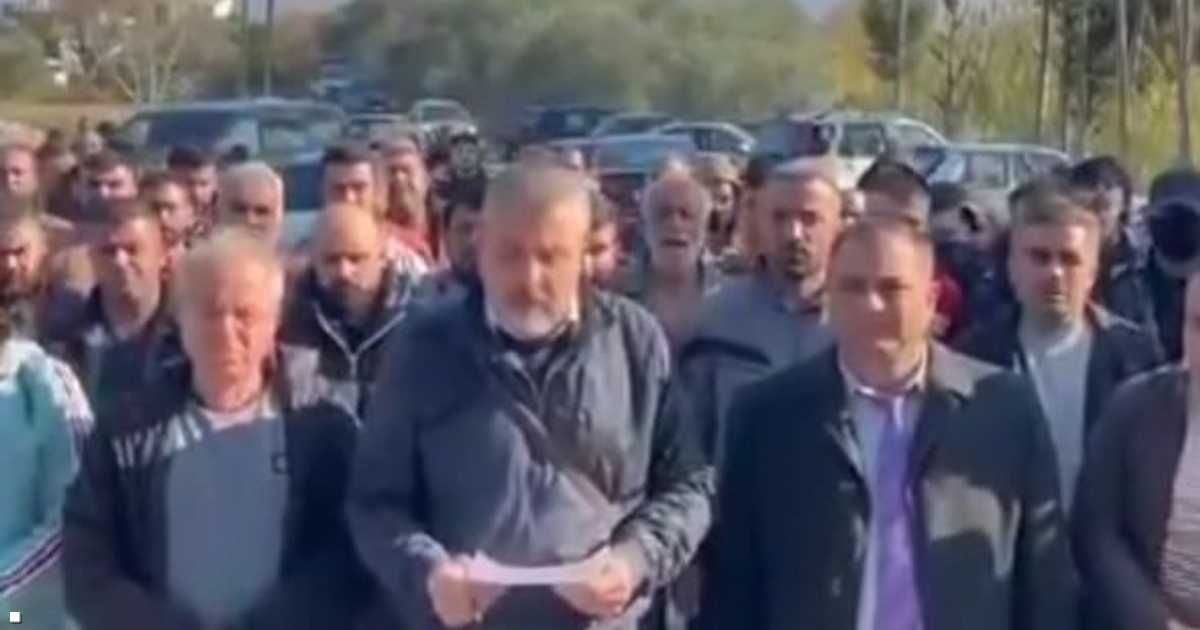 العالم اليوم - وجهاء "الساحل" يطالبون قيادة سوريا الجديدة بوقف التجاوزات