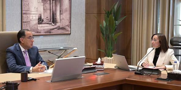 رئيس الوزراء يتابع الموقف التنفيذي للمشروعات التنموية…