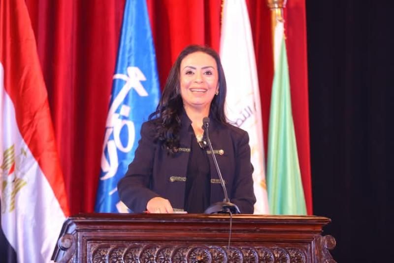 وزيرة التضامن تشهد حفل تكريم متطوعي ”أحسن صاحب” بالشراكة مع ”...