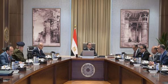 رئيس الوزراء: نحرص على دعم الجهود التنموية بدول حوض النيل…