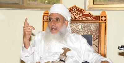 أخبار اليمن : مفتي عُمان يوجه رسالة إلى اليمن وفلسطين