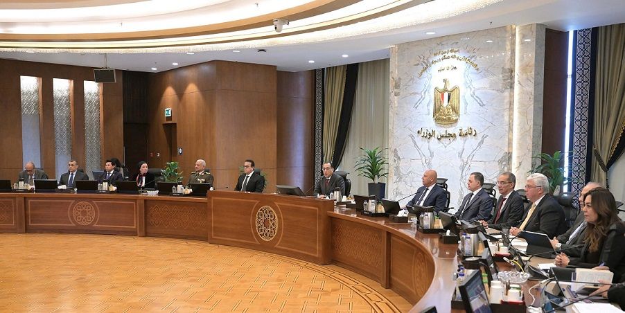 الحكومة تمنح محطة أبيدوس للطاقة الشمسية الرخصة الذهبية