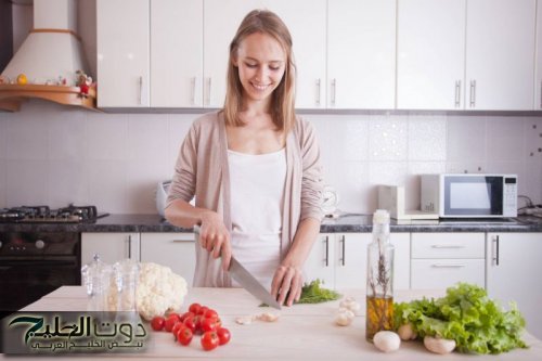 ابتعدي عنها فوراً! أكثر 8 أخطاء شائعة أثناء الطهي تهدد صحتك وتؤثر على طعامك!