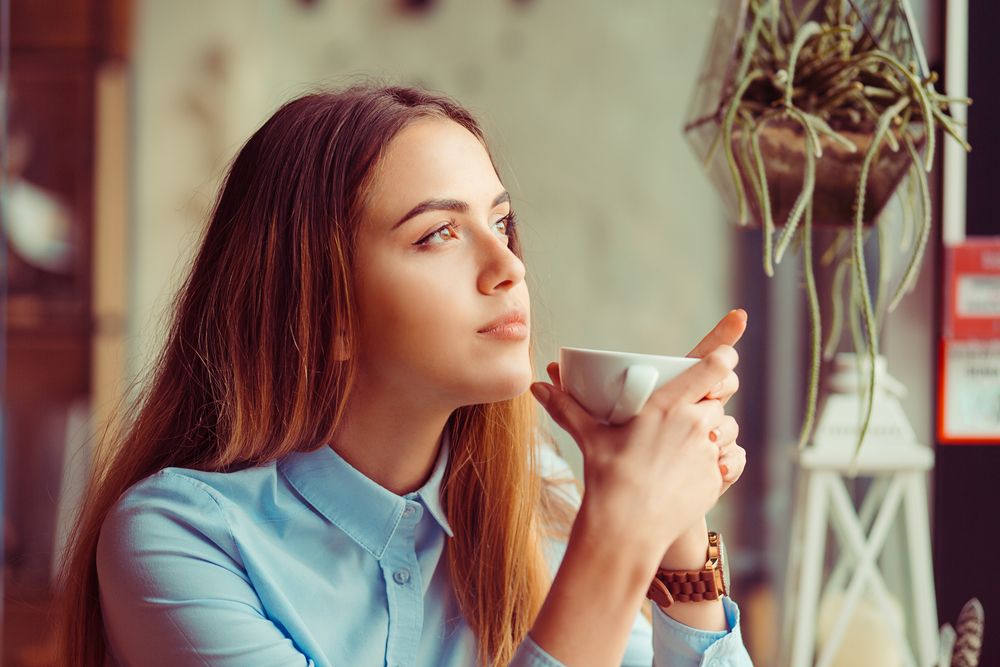 7 أنواع شاي الأعشاب المُهدئة.. لتحسين الهضم وصحة الأمعاء