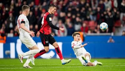 ليفركوزن يُضيق الخناق على البايرن