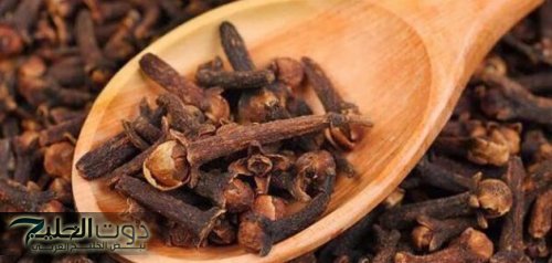 جوزك هيشوفك ملكة جمال..!! ضعي زيت القرنفل وزيت الزيتون على هذه المنطقه يوميا وهتشوفي نتيجة مذهلة ما كانتش على البال ابدا..!!