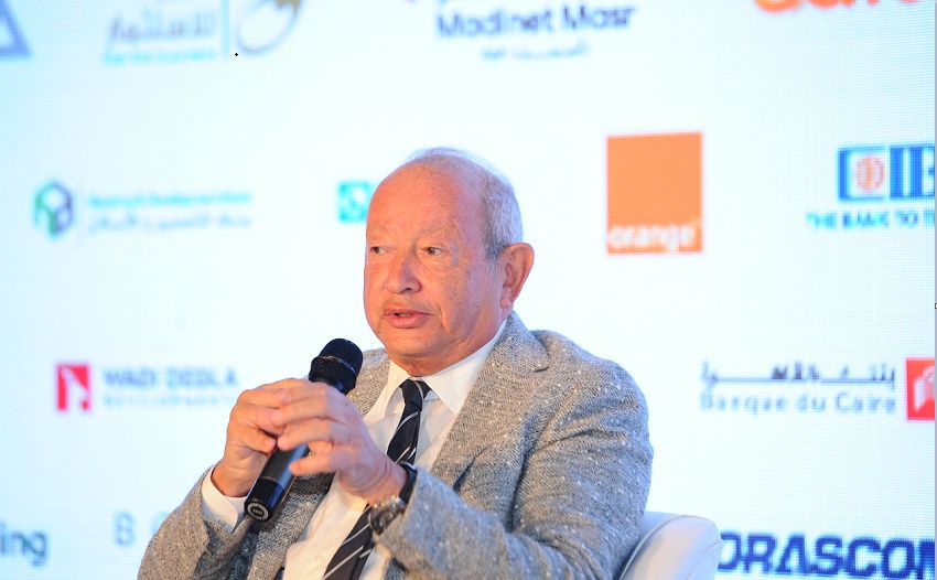 رجل الأعمال نجيب ساويرس في مقابلة صحفية خلال مؤتمر دوت الخليج:…