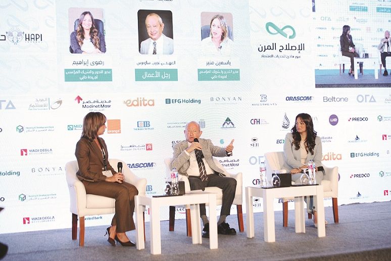 رجل الأعمال نجيب ساويرس في مقابلة صحفية خلال مؤتمر دوت الخليج:…