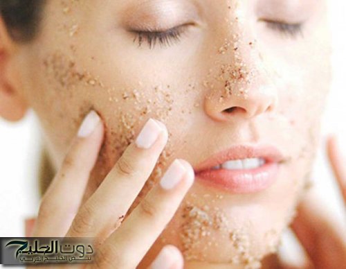 المقشر السحري لتبييض وتقشير جسم العروس وإزالة الجلد الميت والتصبغات في دقائق