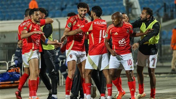 محمد عبد الجليل: لا يُمكن لوم الجمهور لكن الأهلي معروف بمساندة الجمهور وليس تسليمهم