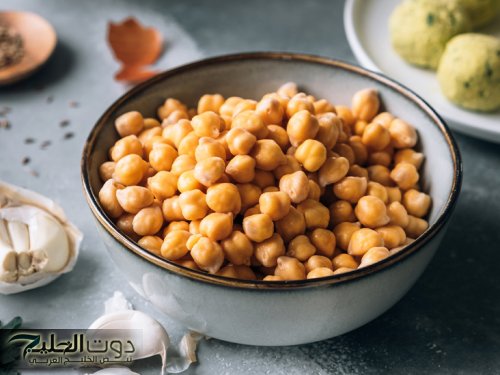 لو عندك حمص معاك كنز!!.. مفاجاة للجميع لن تصدق مايحدث لجسمك عند تناول الحمص لن تتخيل.. كل العناصر الغذائية موجوده جواه!!