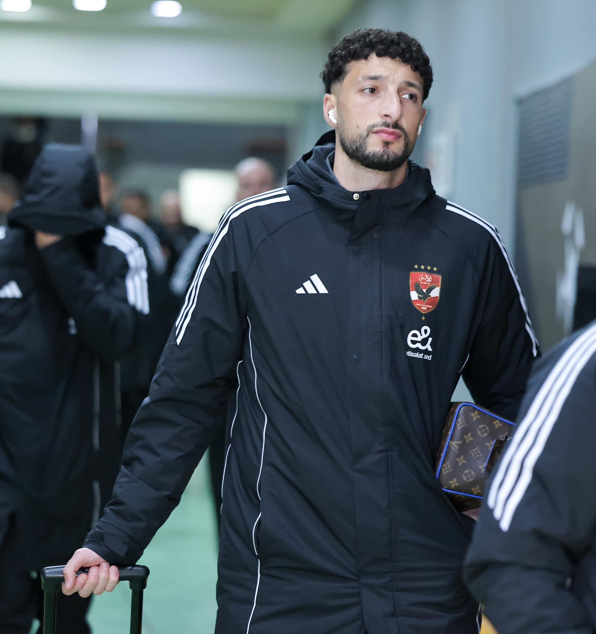 شاهد وصول الأهلي إلى برج العرب لمواجهة المصري في الدوري