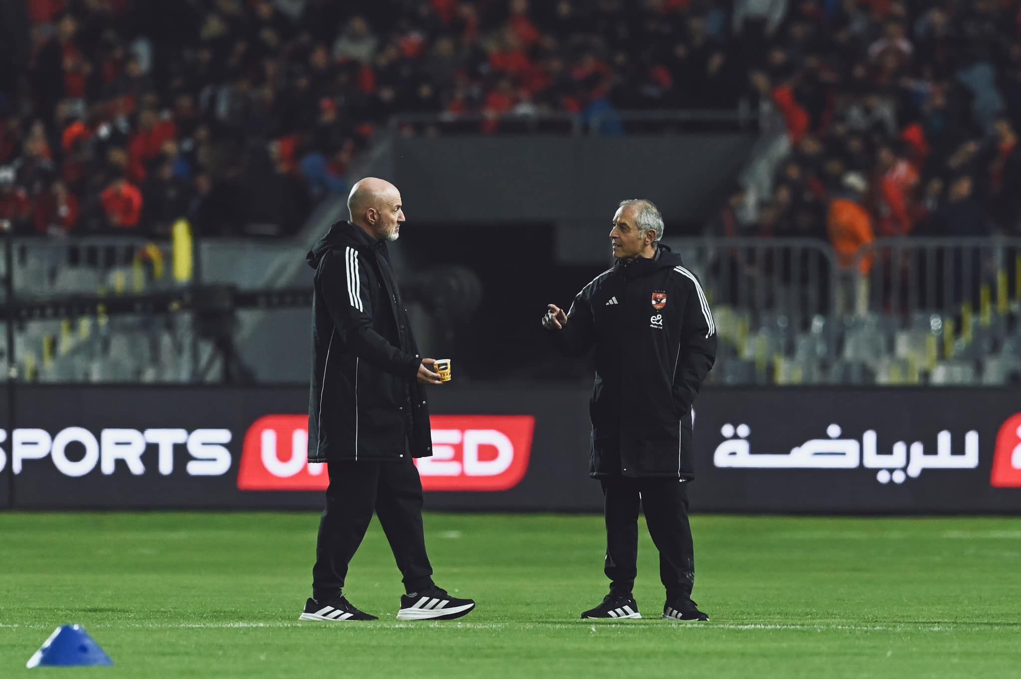 شاهد وصول الأهلي إلى برج العرب لمواجهة المصري في الدوري