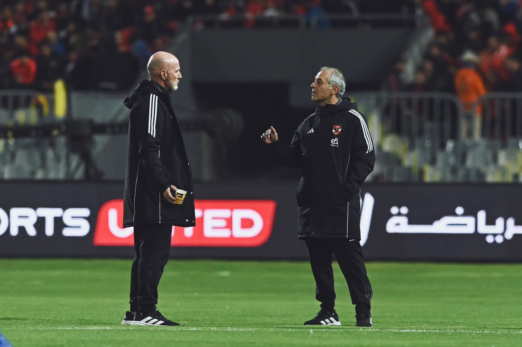 شاهد وصول الأهلي إلى برج العرب لمواجهة المصري في الدوري