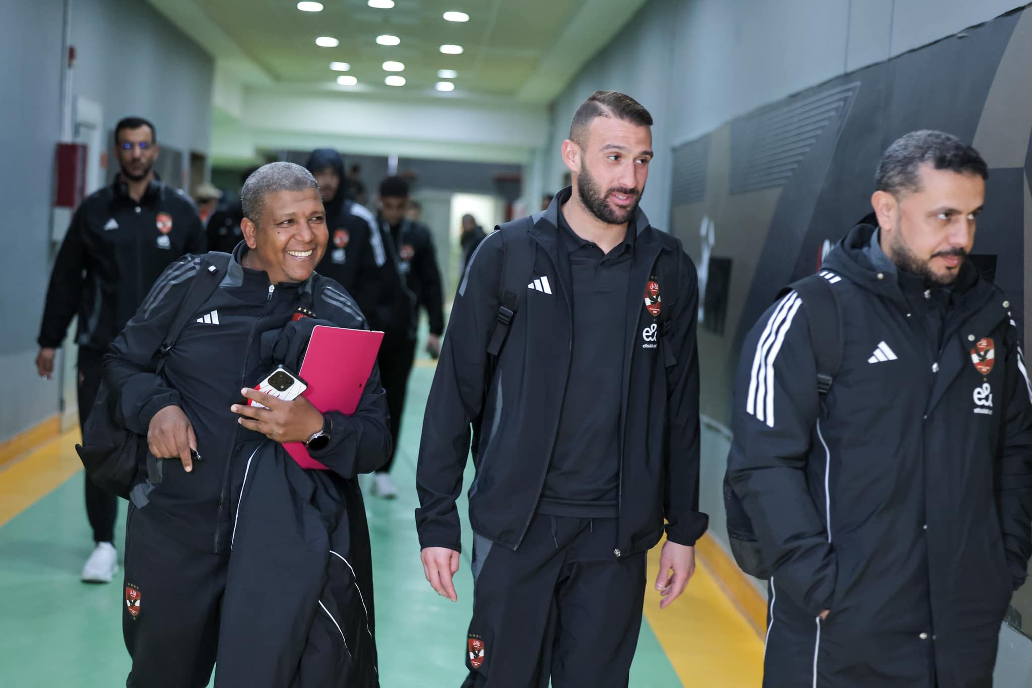 شاهد وصول الأهلي إلى برج العرب لمواجهة المصري في الدوري