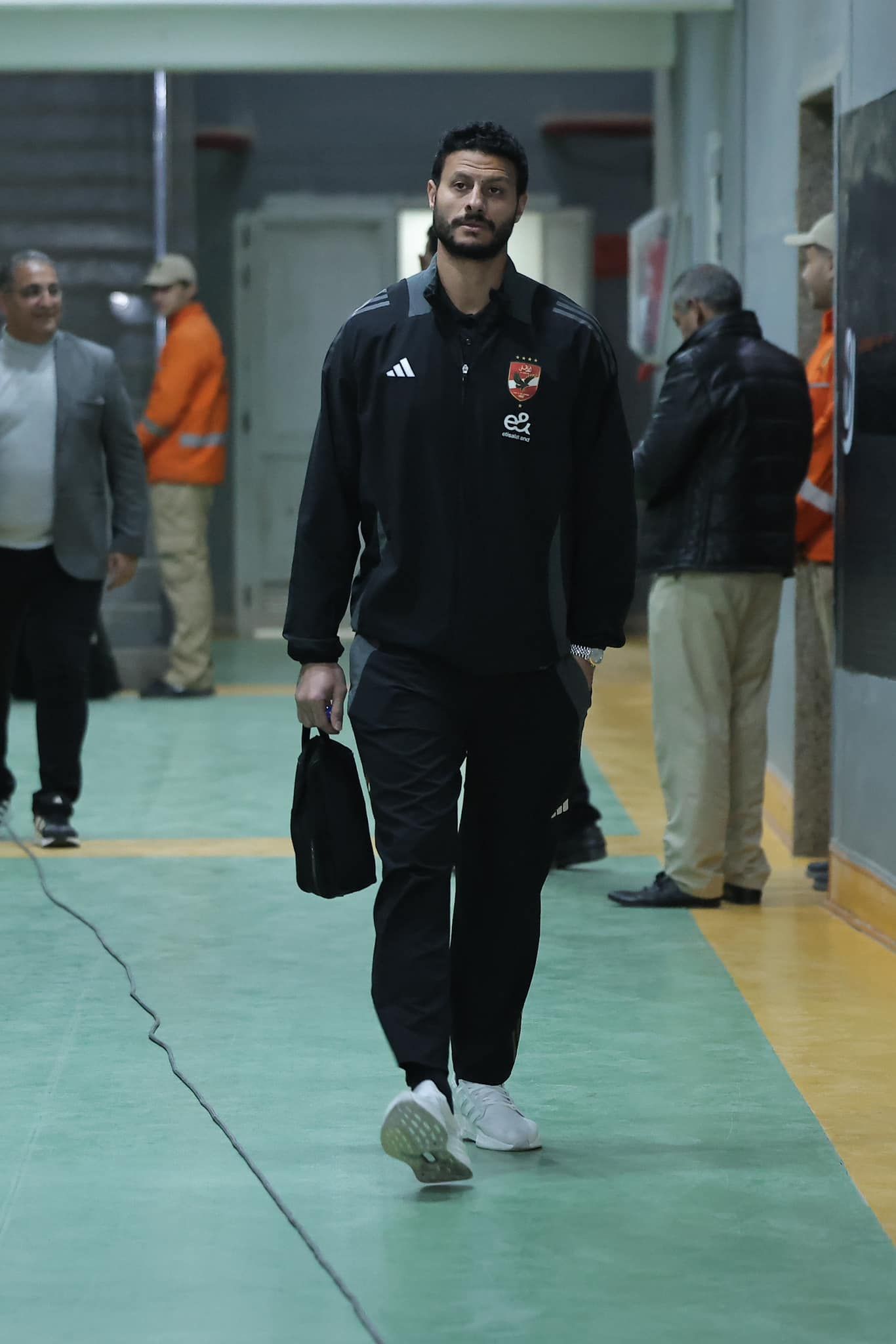 شاهد وصول الأهلي إلى برج العرب لمواجهة المصري في الدوري