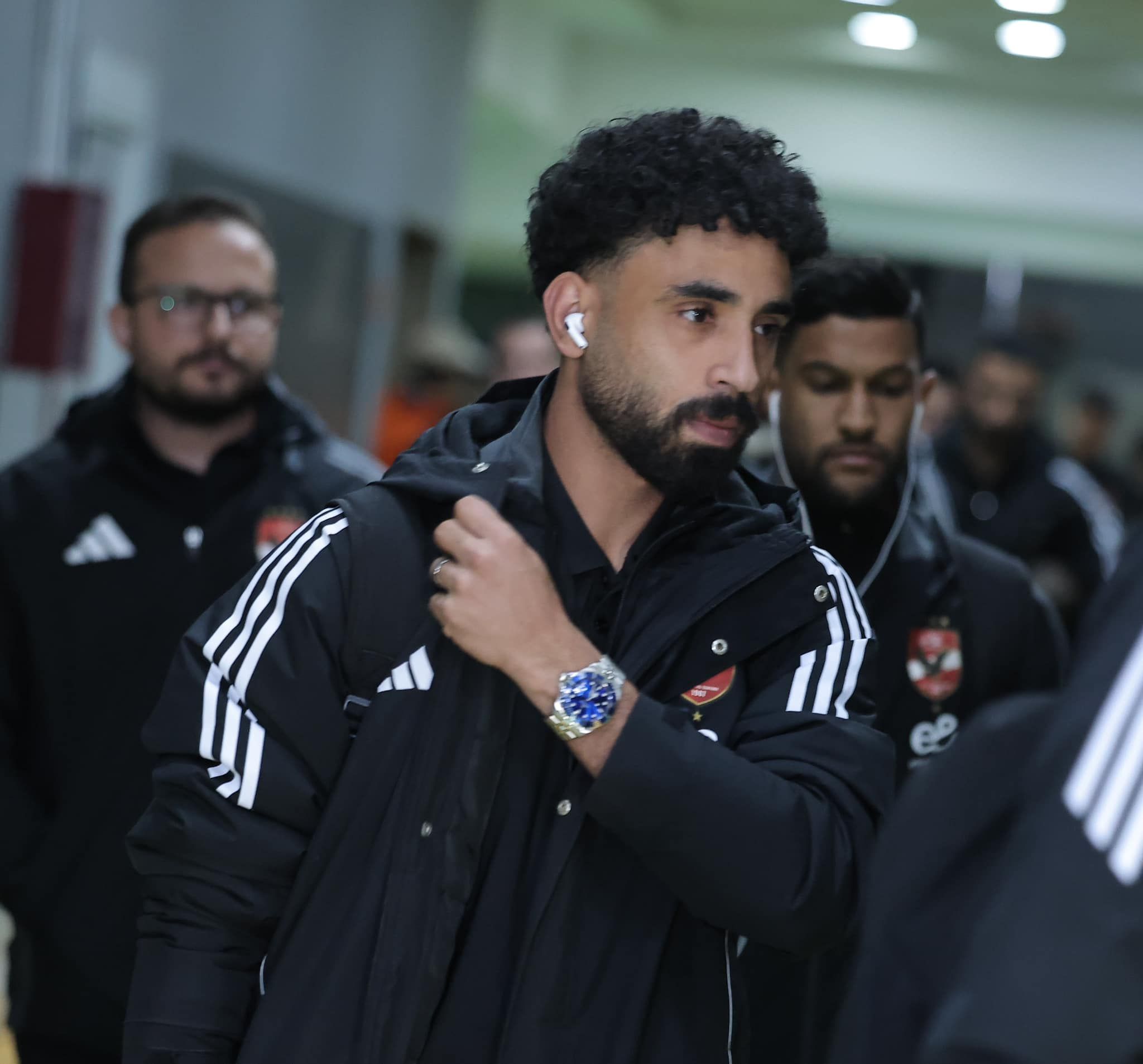 شاهد وصول الأهلي إلى برج العرب لمواجهة المصري في الدوري