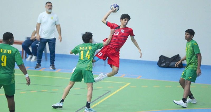 مسقط ونزوى يتأهلان إلى المباراة النهائية لدوري الشباب لكرة اليد