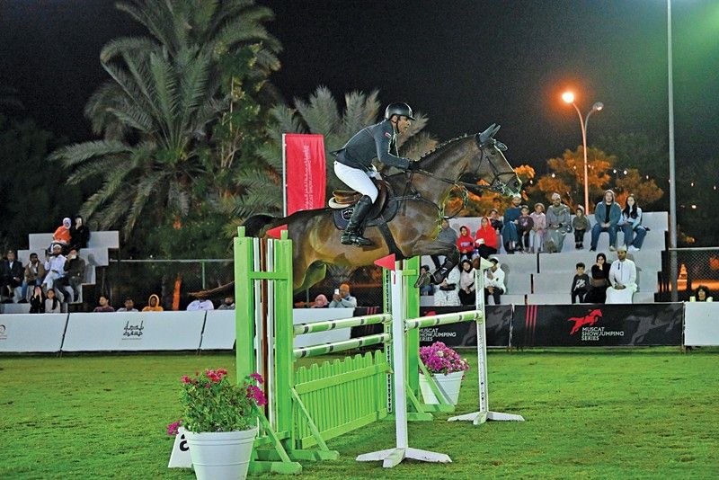 الأولمبي والحرس والسيب ينتزعون المراكز الأولى فـي بطولة قفز الحواجز