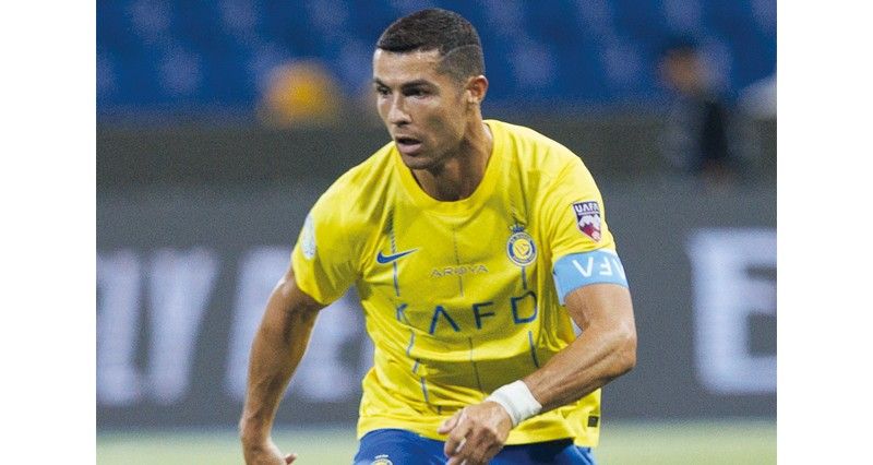 هالاند وميسي ورونالدو يطاردون الأرقام القياسية فـي 2025