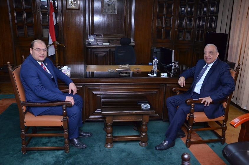 وزير الكهرباء: الالتزام بالجداول الزمنية المحددة لإنهاء…