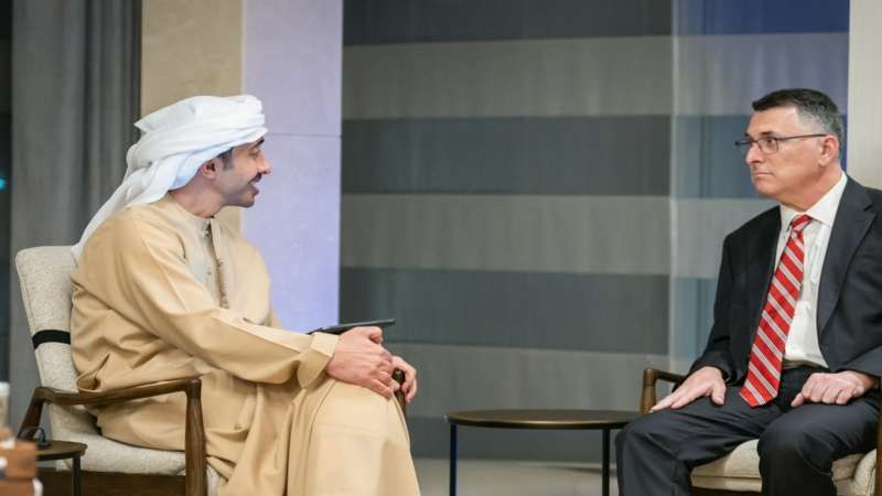 الخارجية الإماراتية تكشف ما دار في لقاء الشيخ عبد الله بن زايد...
