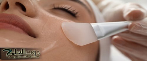 ودعي الكريمات وعمليات التجميل!!!…مقشر بمكونات طبيعية حضريه في المنزل لإزالة الجلد الميت والتصبغات من أول استعمال…جربية وادعي لي!!