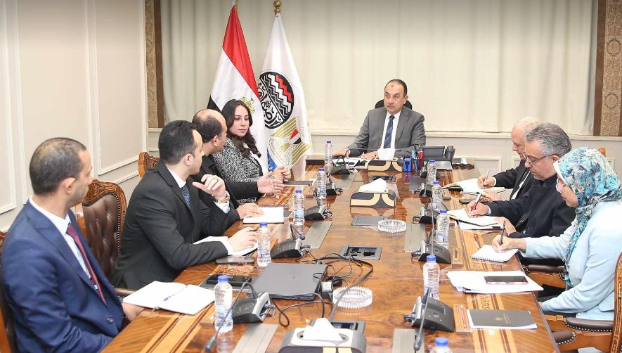 وزير قطاع الأعمال يلتقي وفدا من مبادرة “ابدأ”…