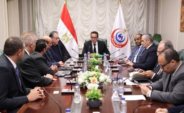 الصحة تبحث مع شركة صينية التوسع في استخدام الروبوتات…