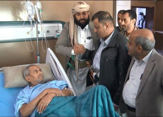 أخبار اليمن : أمين عام المؤتمر يطمئن على صحة النائب الضبيبي