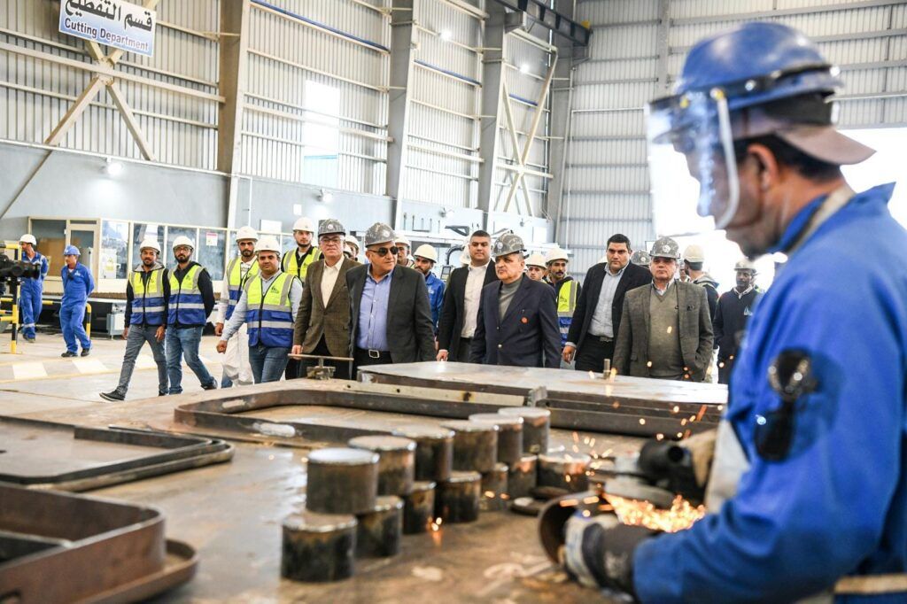 أسامة ربيع: تكليف رئاسي جديد ببناء 12 سفينة صيد أعالي بحار