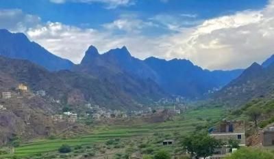 أخبار اليمن : توقعات باستمرار الأجواء الباردة