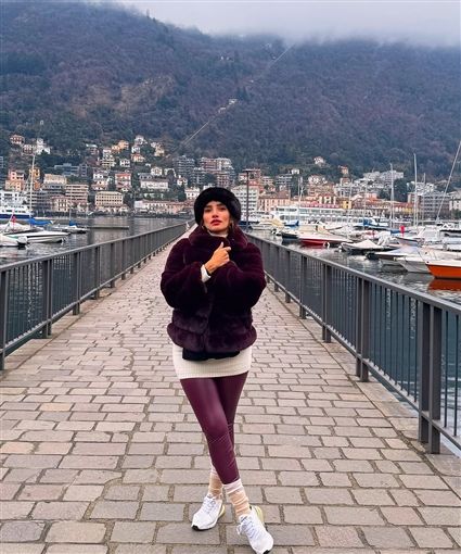 بسبب إطلالة شتوية.. زينة تشعل مواقع التواصل الاجتماعي وتحتل التريند