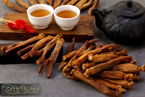 "سر الشباب الدائم: عشبة مذهلة تعيدك لعمر العشرين حتى في السبعين!"