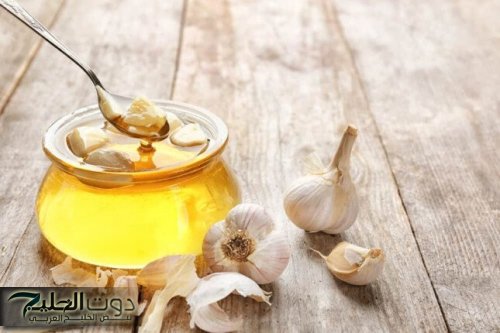 كنز من كنوز علي بابا... وصفة سحرية من العسل والثوم بس؟ مش هتتخيلوا استخداماتها وفوايدها لصحتنا وجسمنا!!