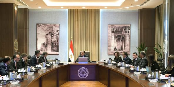 مدبولي يكلف بعرض منظومـة الكارت الموحد لصرف الدعم التمويني…